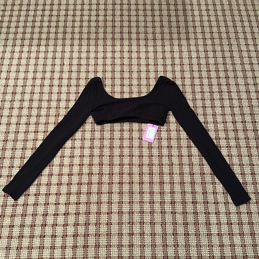 Black Edikted Long Sleeve Crop Top